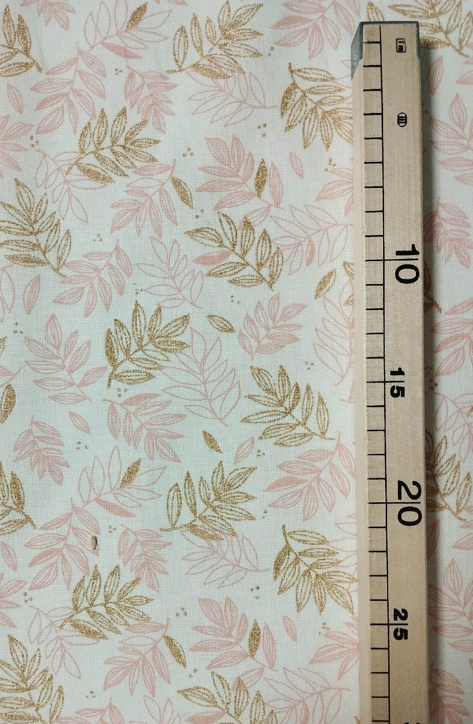 CLINTONIE FEUILLAGE DORE E6071