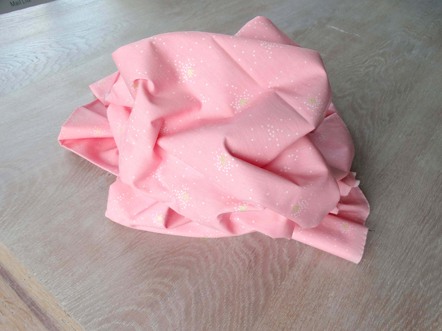 Bora Imprimé Rose Couronne Or
