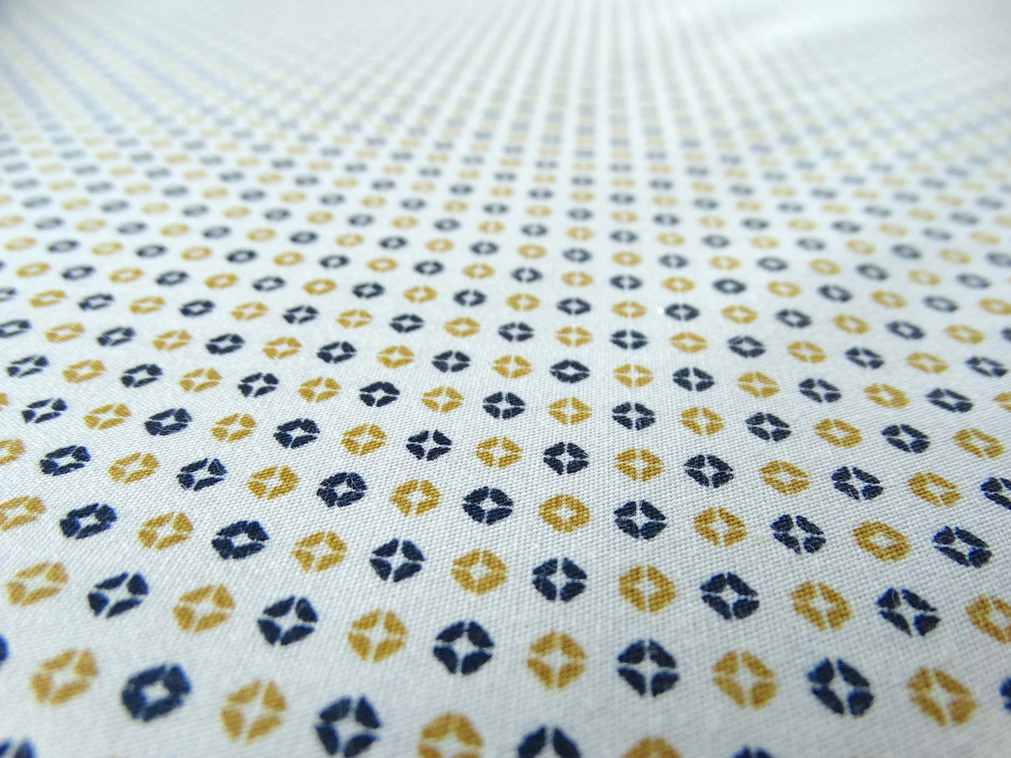Tissu Boreana imprimé Marine et or