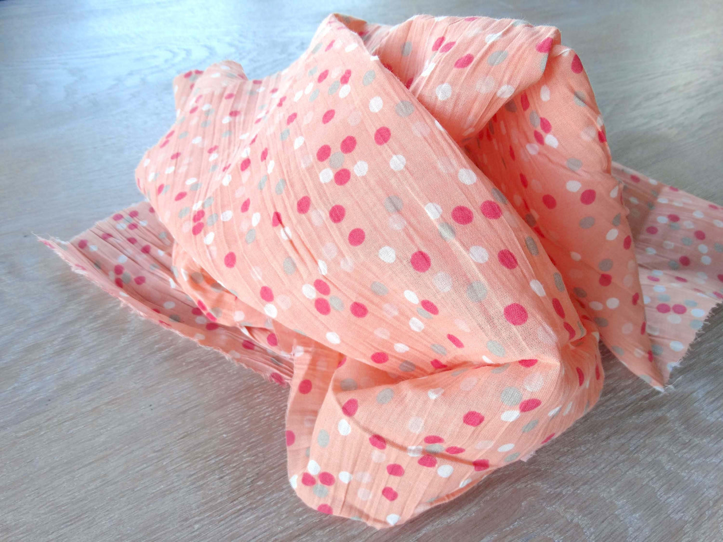 Tissu Couny - Corail Pois Colorés froissé