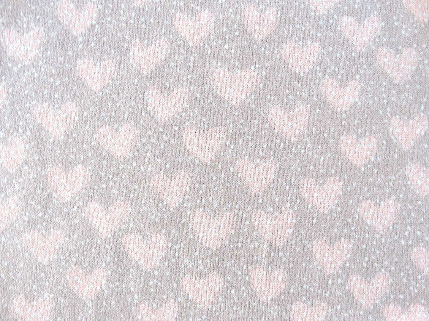 tissu polyester hiver coeur rose