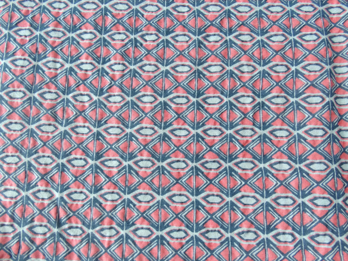 Tissu Love - Hexagone Bleu Rose