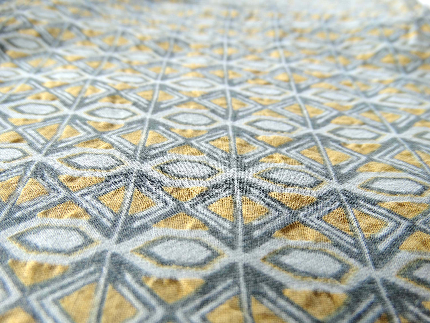 Tissu Love - Hexagone Vert Or