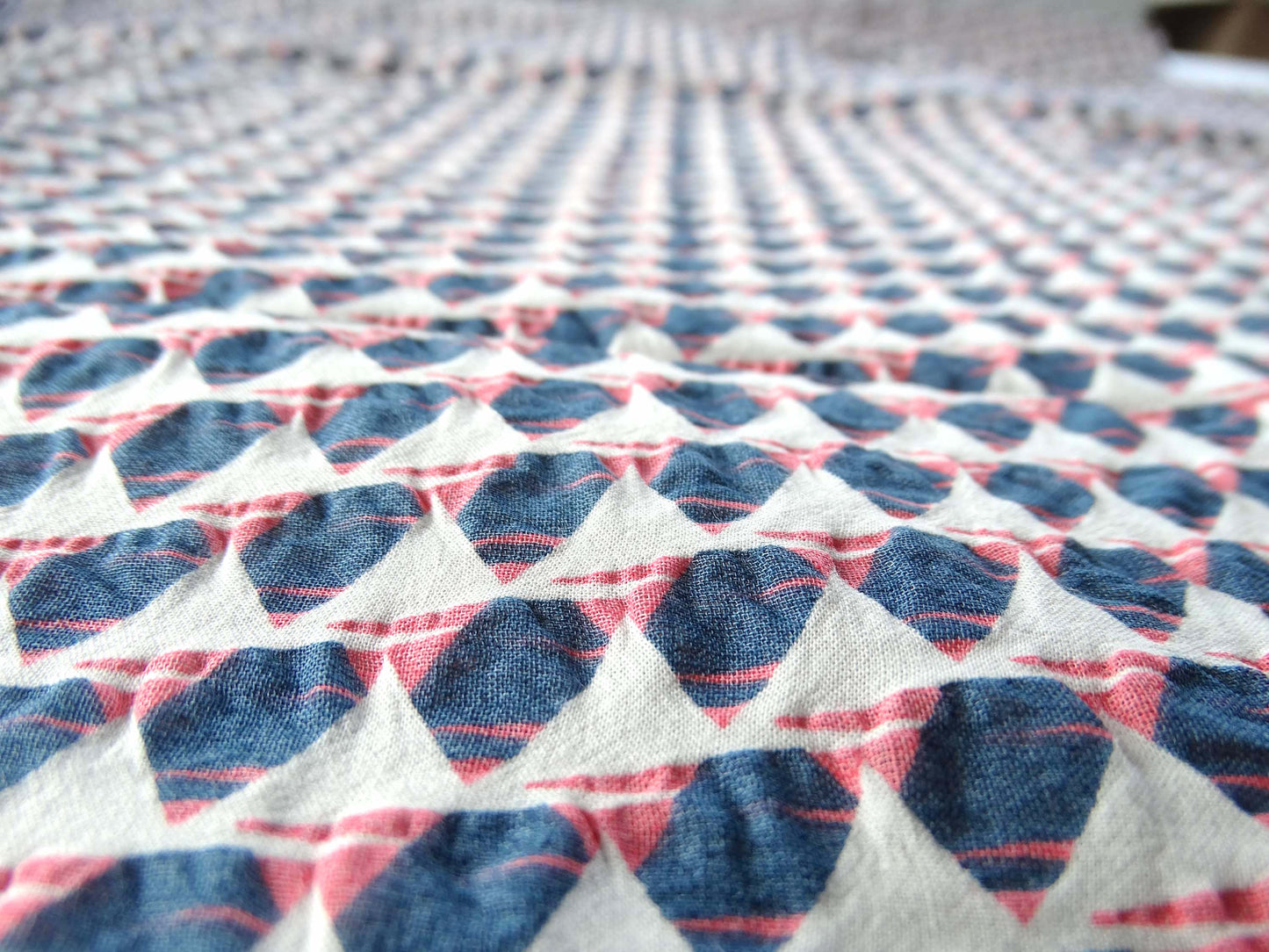 Love tissu fripon - Imprimé Architecte Bleu Blanc Rose