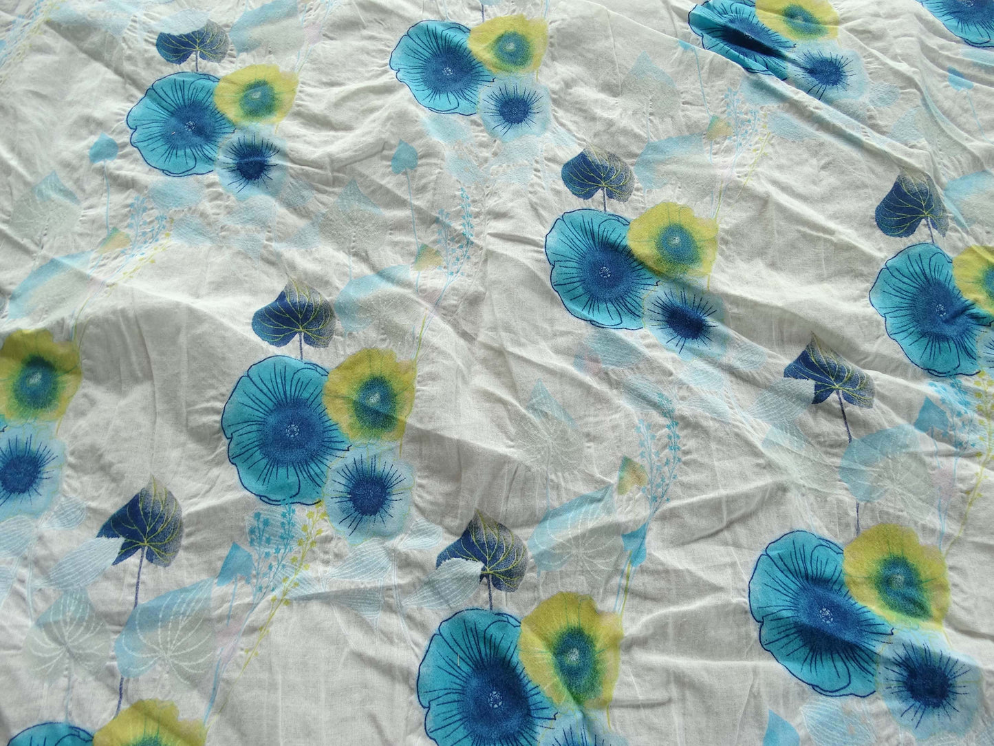 Love tissu fripon - Imprimé Fleurs Bleues