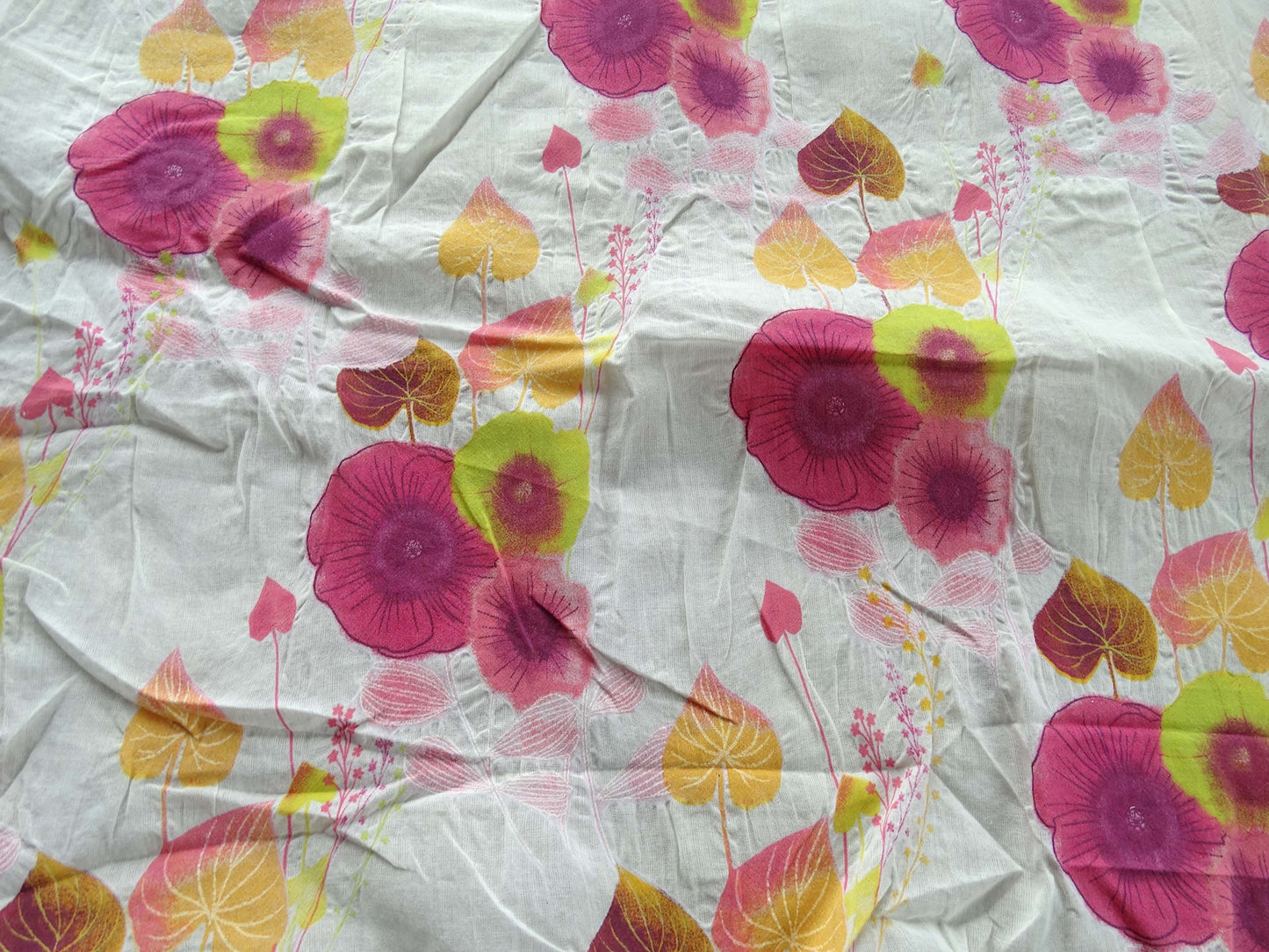 Love tissu fripon - Imprimé Fleurs Roses