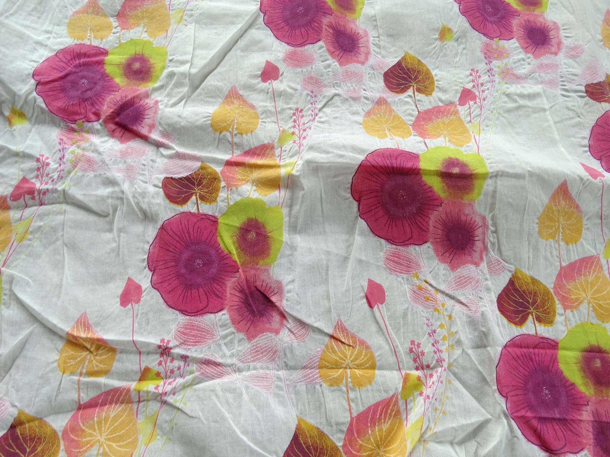 Love tissu fripon - Imprimé Fleurs Roses