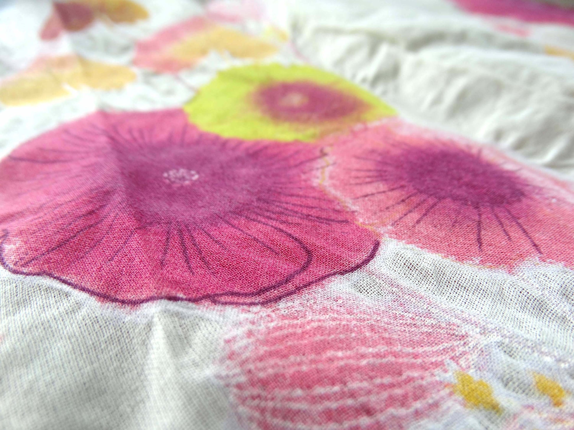 Love tissu fripon - Imprimé Fleurs Roses